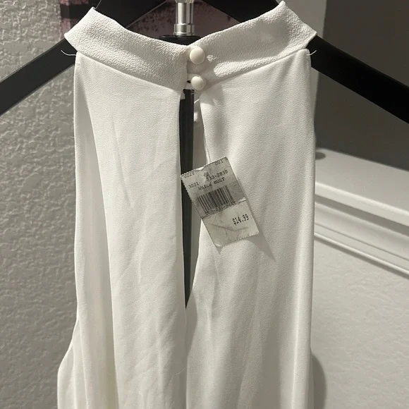 cleo White Halter Chain-Neck Flowing Chiffon Top - Picture 6 of 6